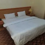 Oyo 142 Al Sharqiya Sands Hotel